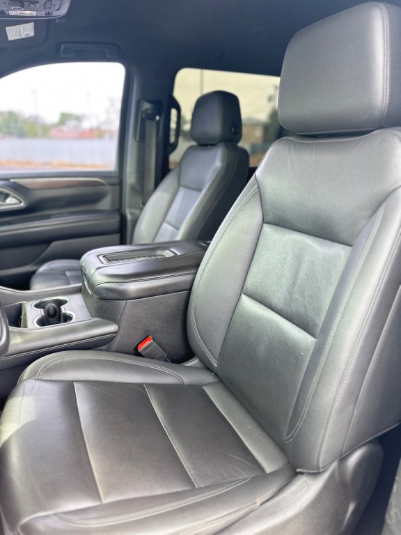 2022 Chevrolet Suburban Image 19