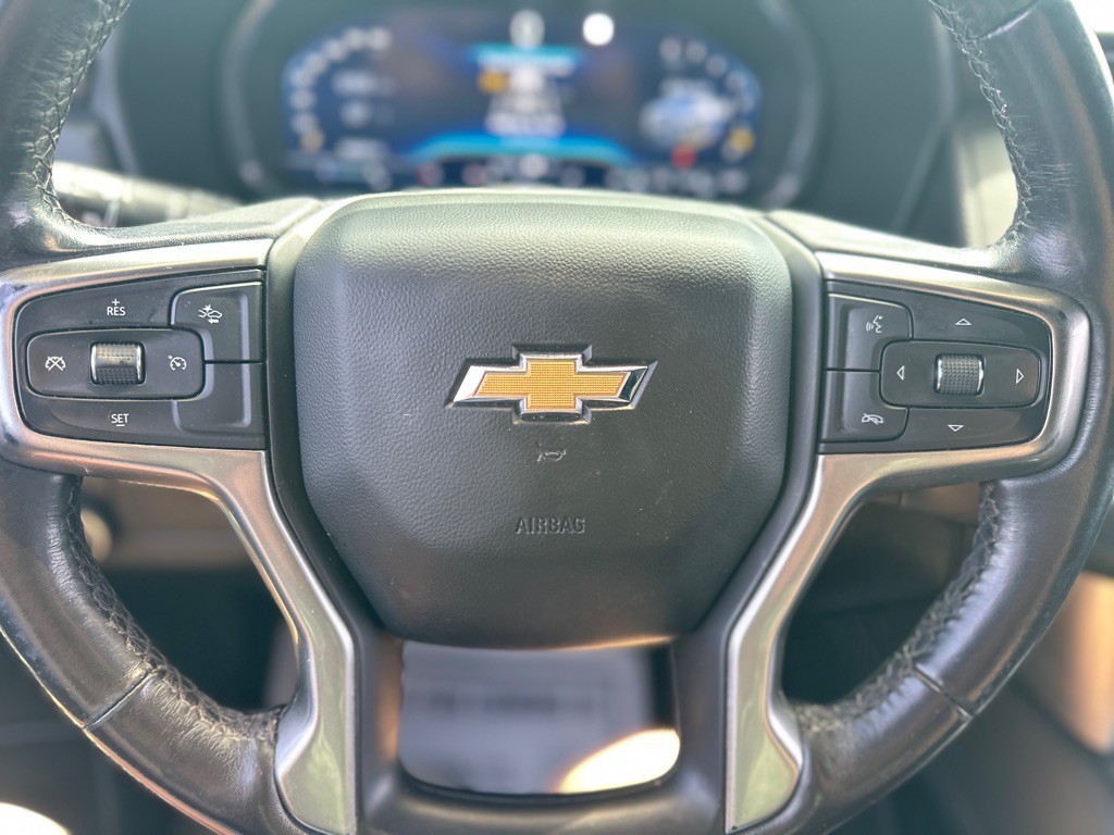 2022 Chevrolet Suburban Image 22