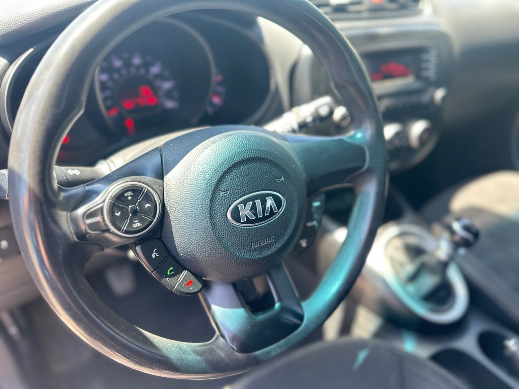 2015 Kia Soul Image 17