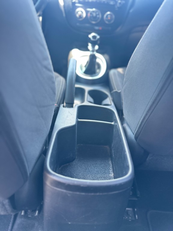 2015 Kia Soul Image 28