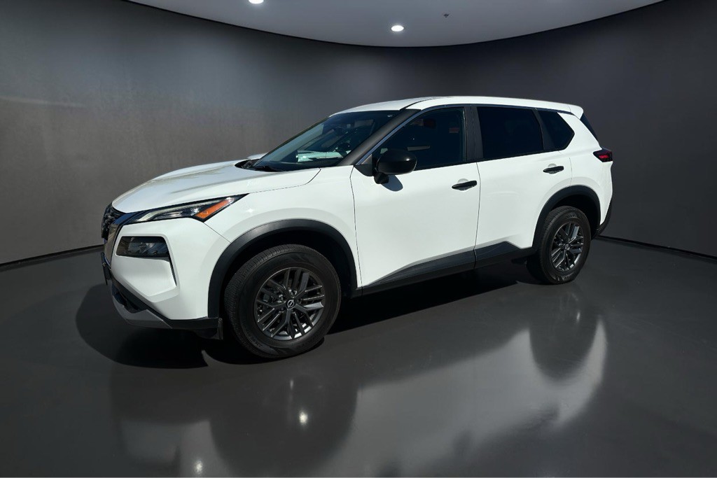 2023 Nissan Rogue Image 4