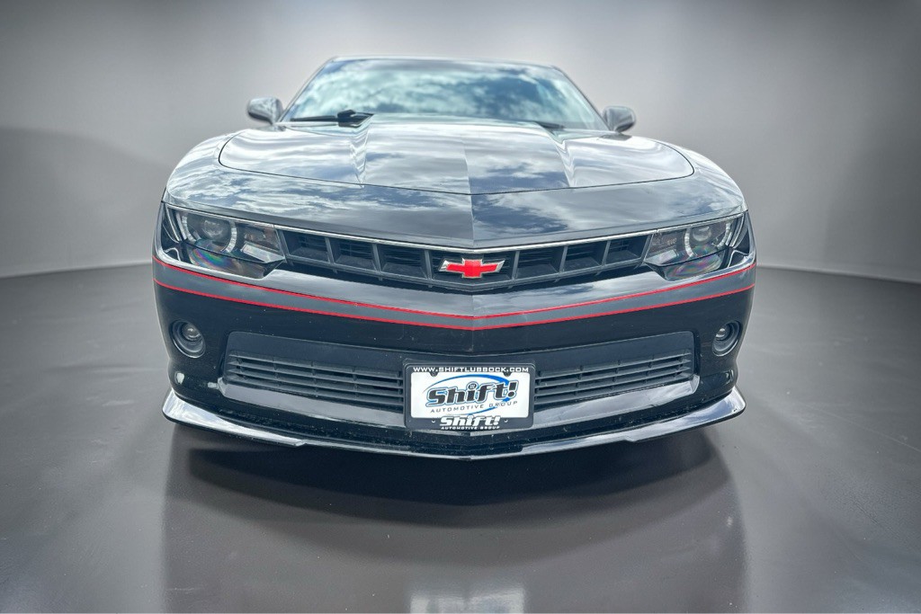 2015 Chevrolet Camaro Image 2