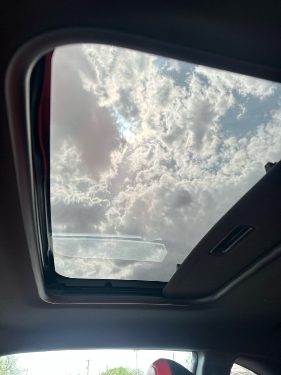 2015 Chevrolet Camaro Image 28