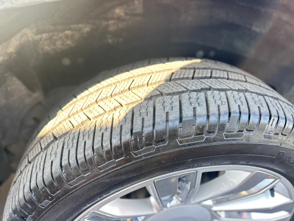 2018 Cadillac Escalade Image 15