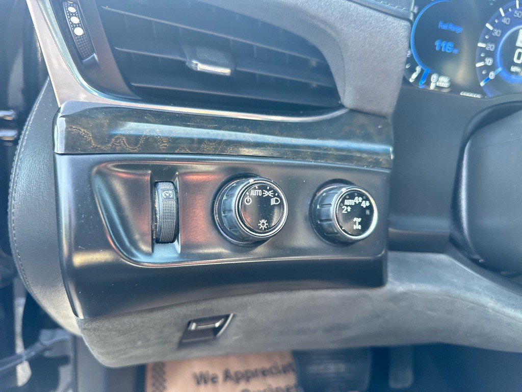 2018 Cadillac Escalade Image 18