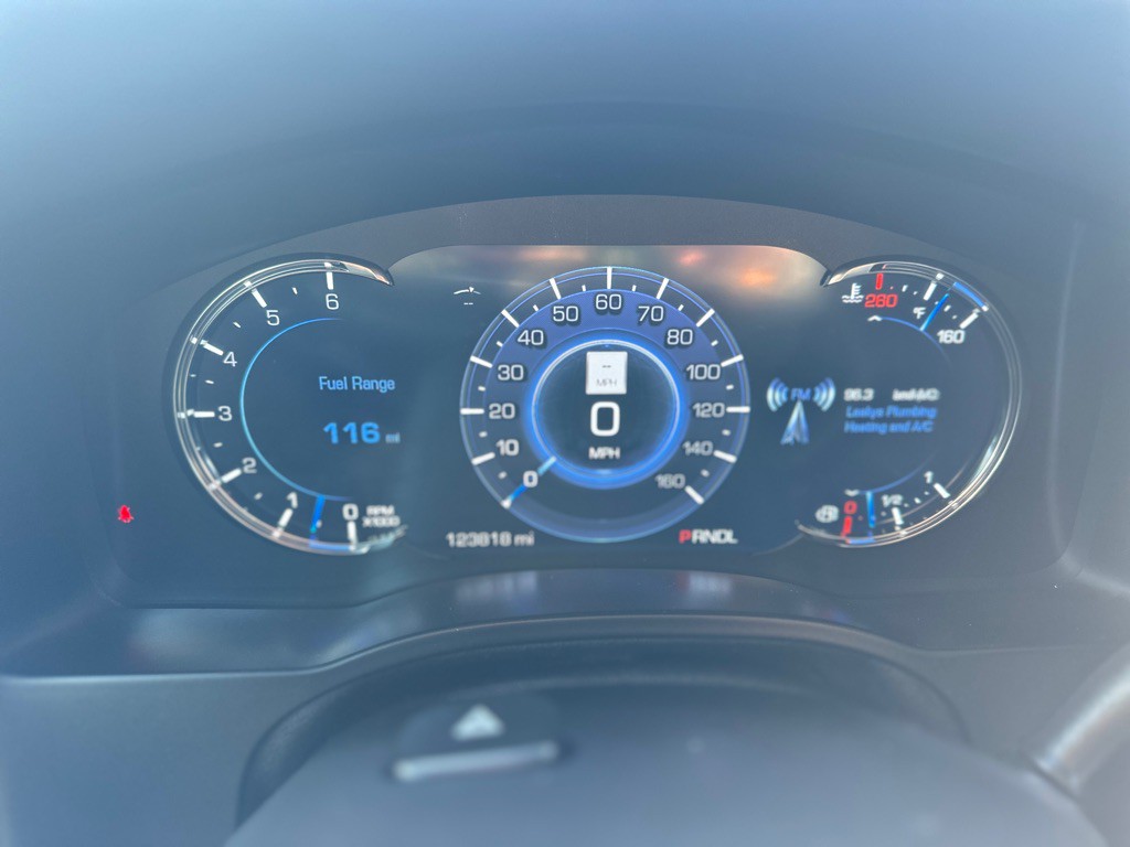 2018 Cadillac Escalade Image 21