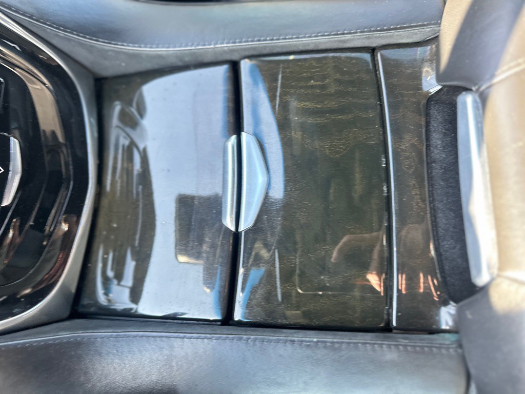 2018 Cadillac Escalade Image 25