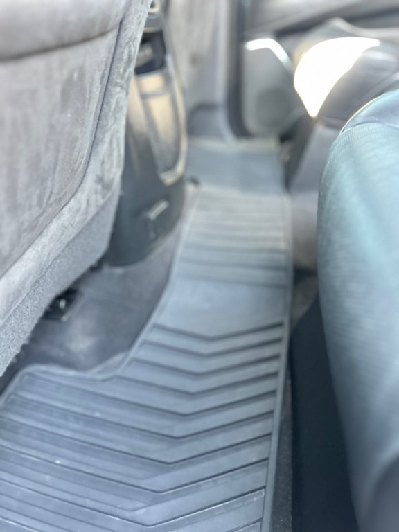 2018 Cadillac Escalade Image 29