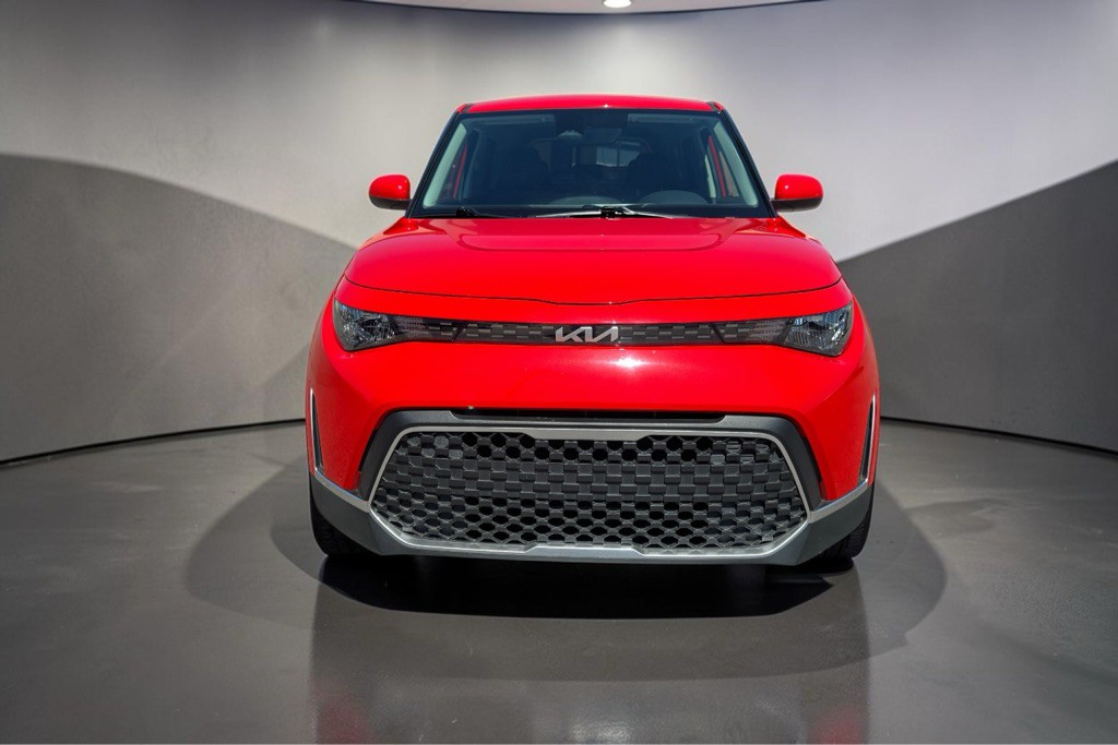 2025 Kia Soul Image 2