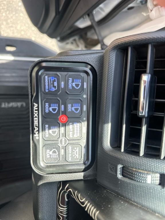 2017 Toyota 4Runner Image 27