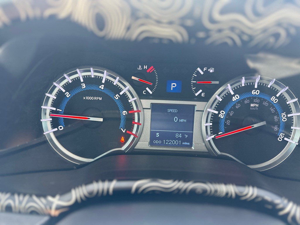 2017 Toyota 4Runner Image 32