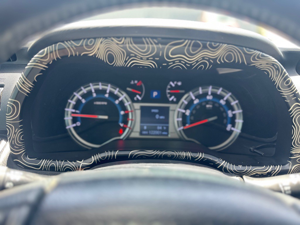 2017 Toyota 4Runner Image 33