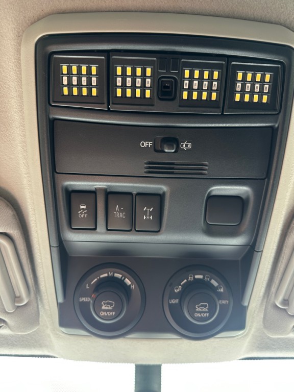 2017 Toyota 4Runner Image 51