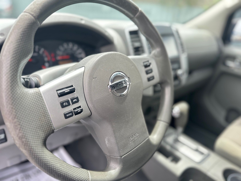 2019 Nissan Frontier Image 17