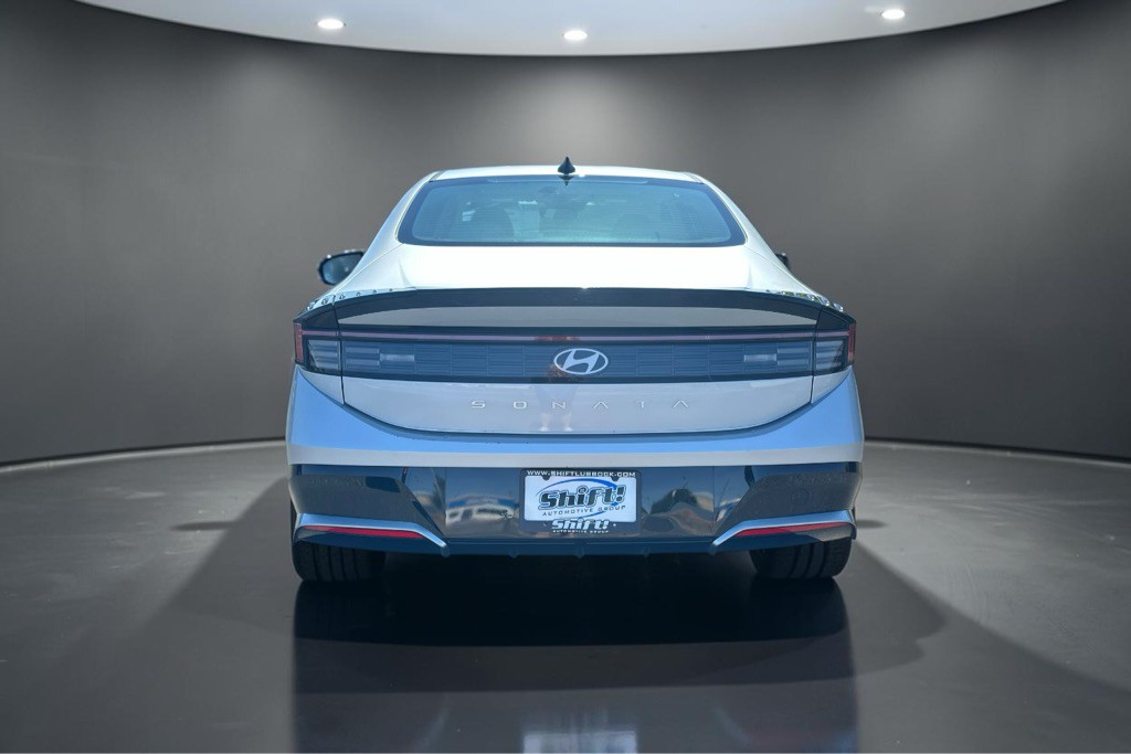 2025 Hyundai Sonata Image 8
