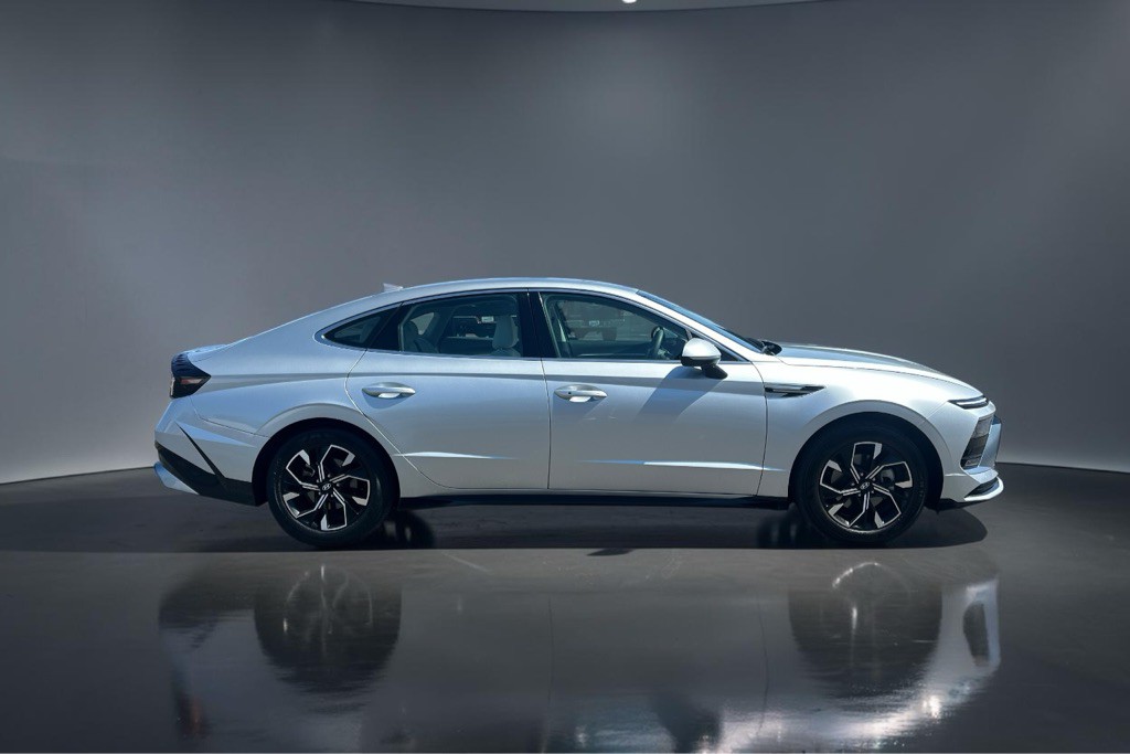2025 Hyundai Sonata Image 11