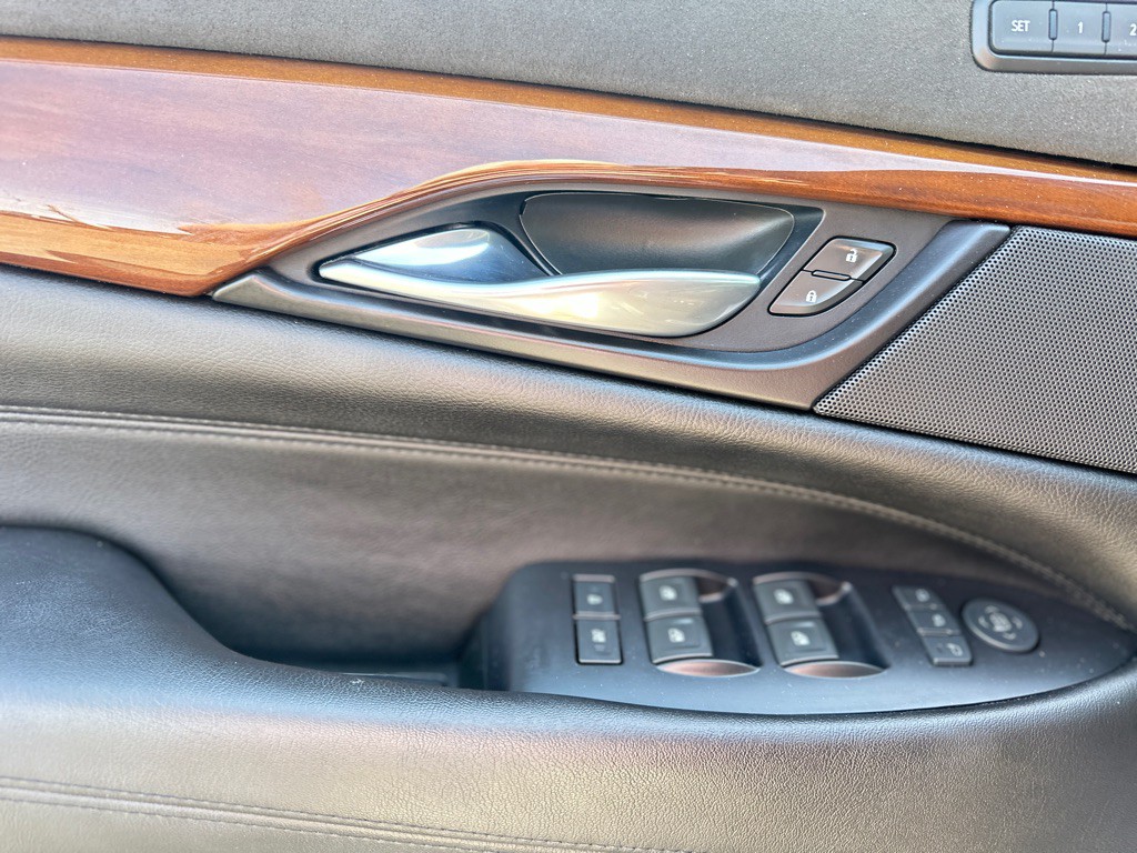 2019 Cadillac Escalade Image 14
