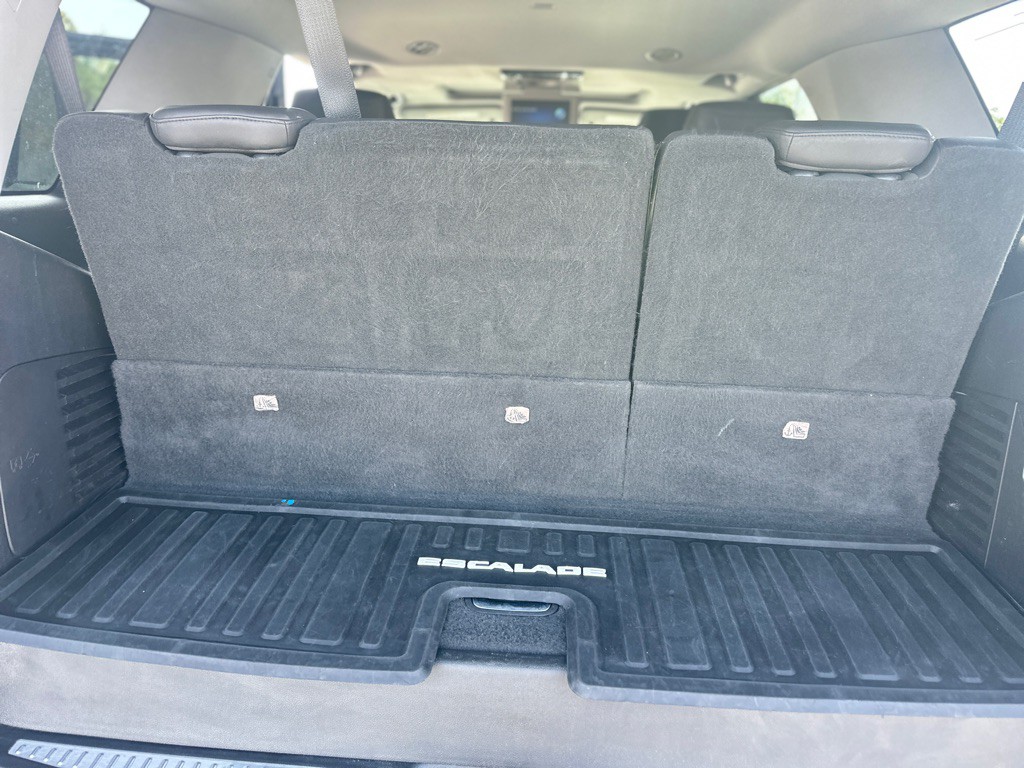 2019 Cadillac Escalade Image 30