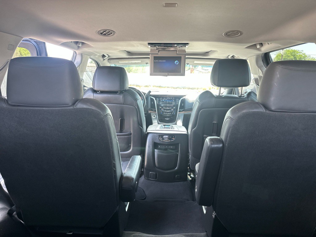 2019 Cadillac Escalade Image 31
