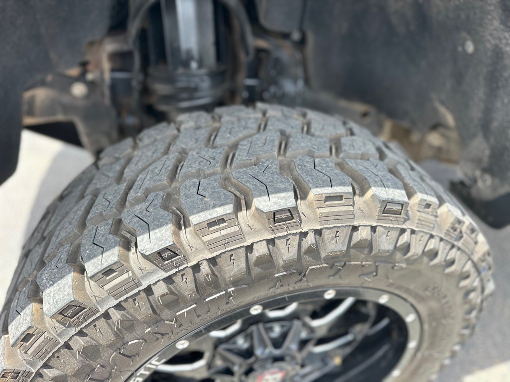 2018 GMC Sierra Image 13
