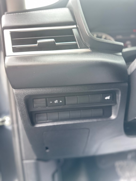 2025 Mitsubishi Outlander Image 15