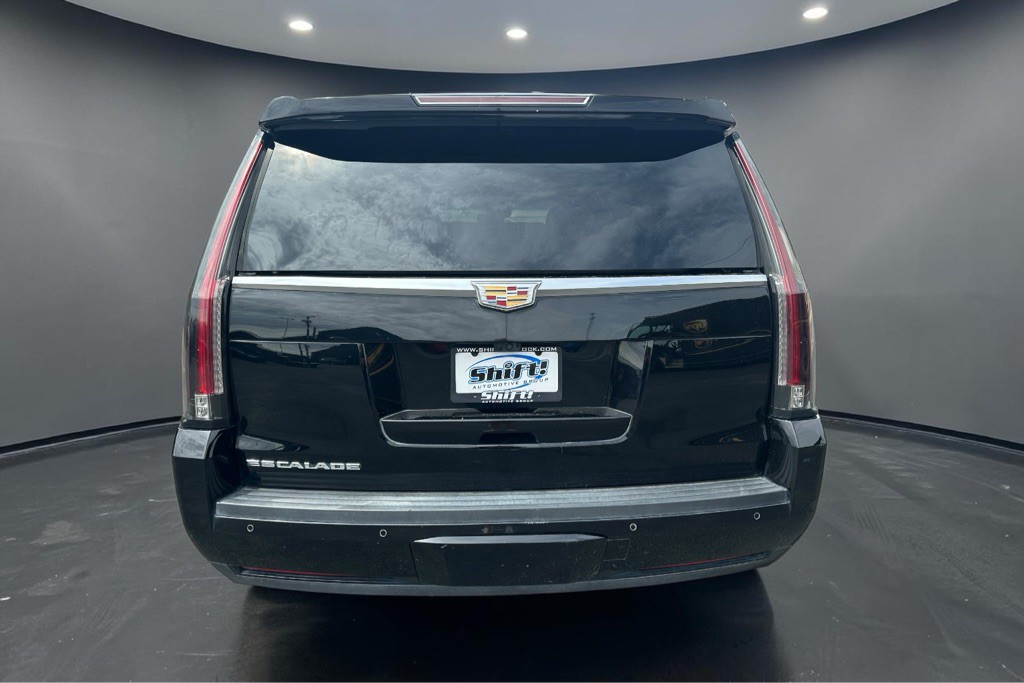 2019 Cadillac Escalade Image 8
