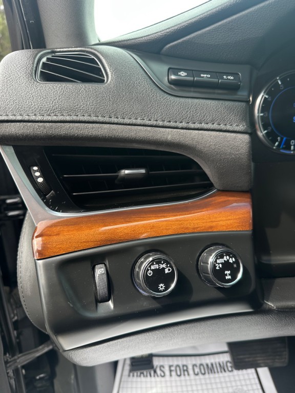 2019 Cadillac Escalade Image 19