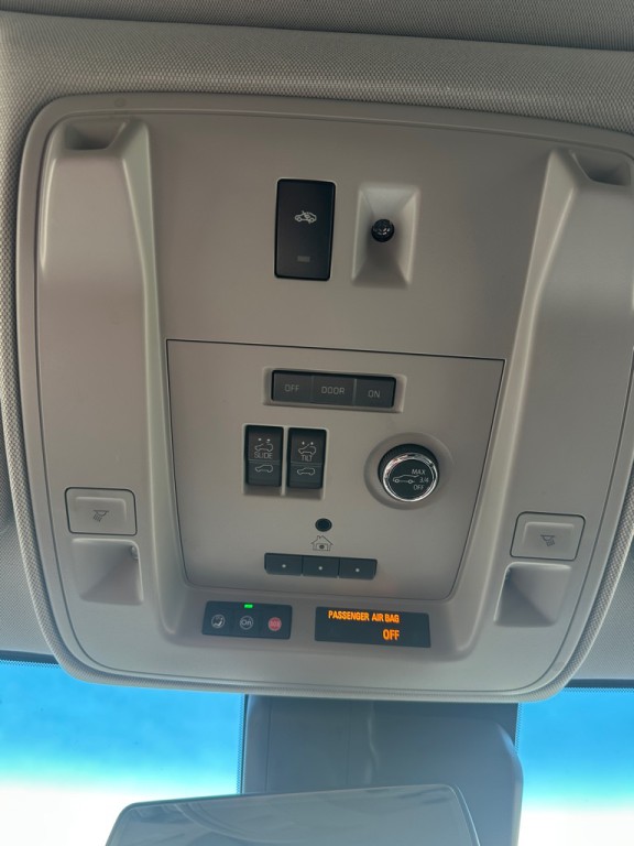 2019 Cadillac Escalade Image 25