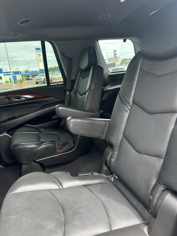 2019 Cadillac Escalade Image 27