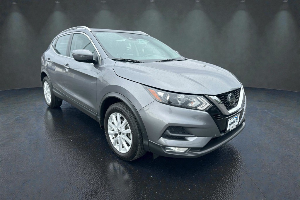2022 Nissan Rogue Image 1