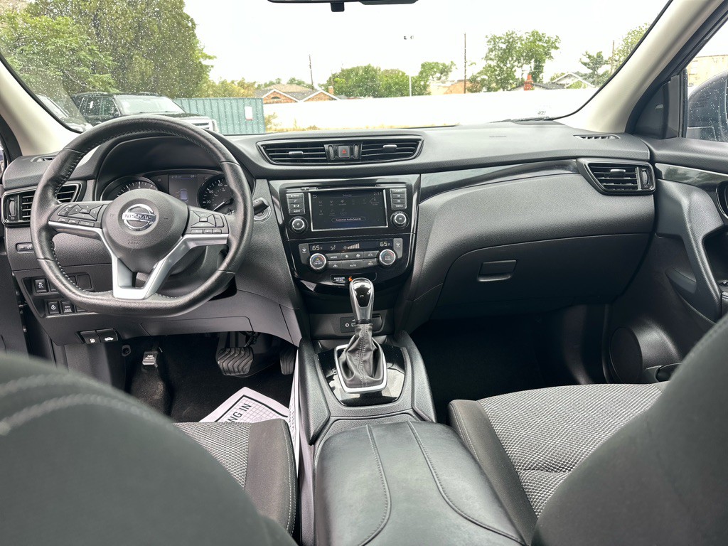 2022 Nissan Rogue Image 29