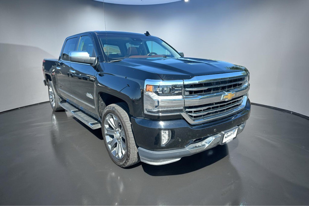 2018 Chevrolet Silverado 1500 Image 1