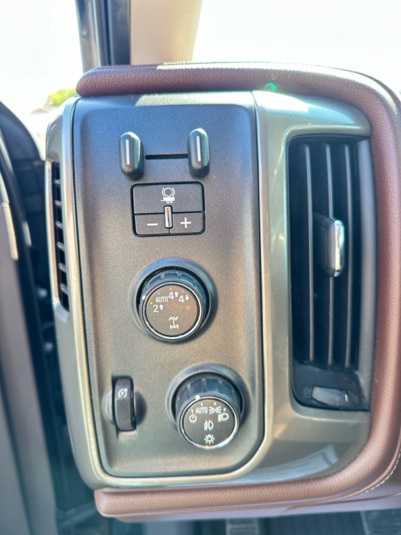 2018 Chevrolet Silverado 1500 Image 18