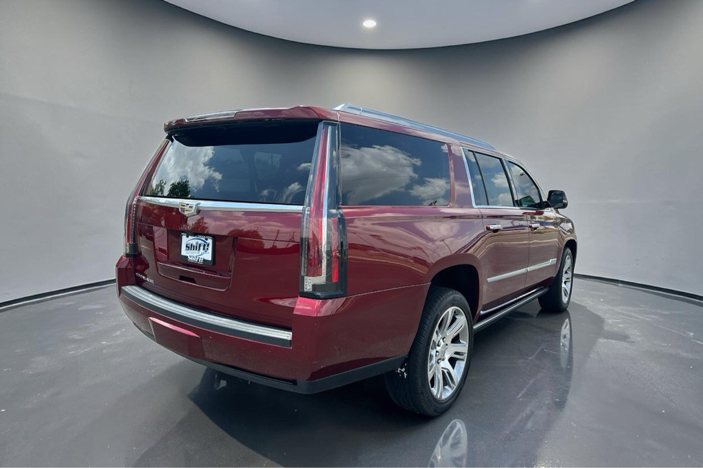 2018 Cadillac Escalade Image 9