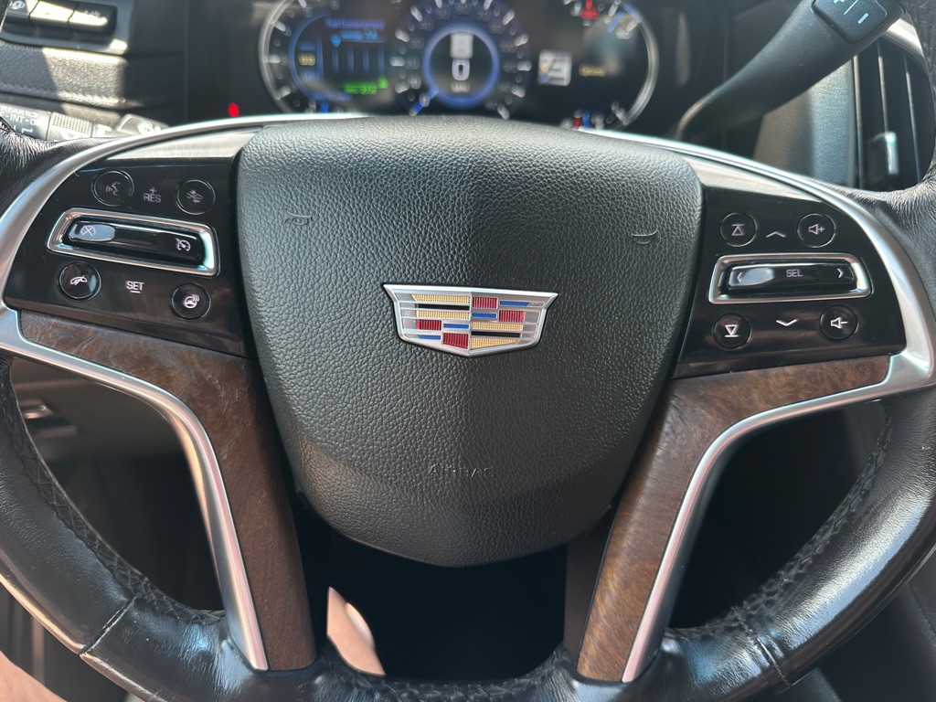 2018 Cadillac Escalade Image 20