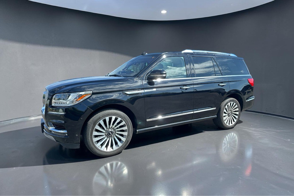 2019 Lincoln Navigator Image 4