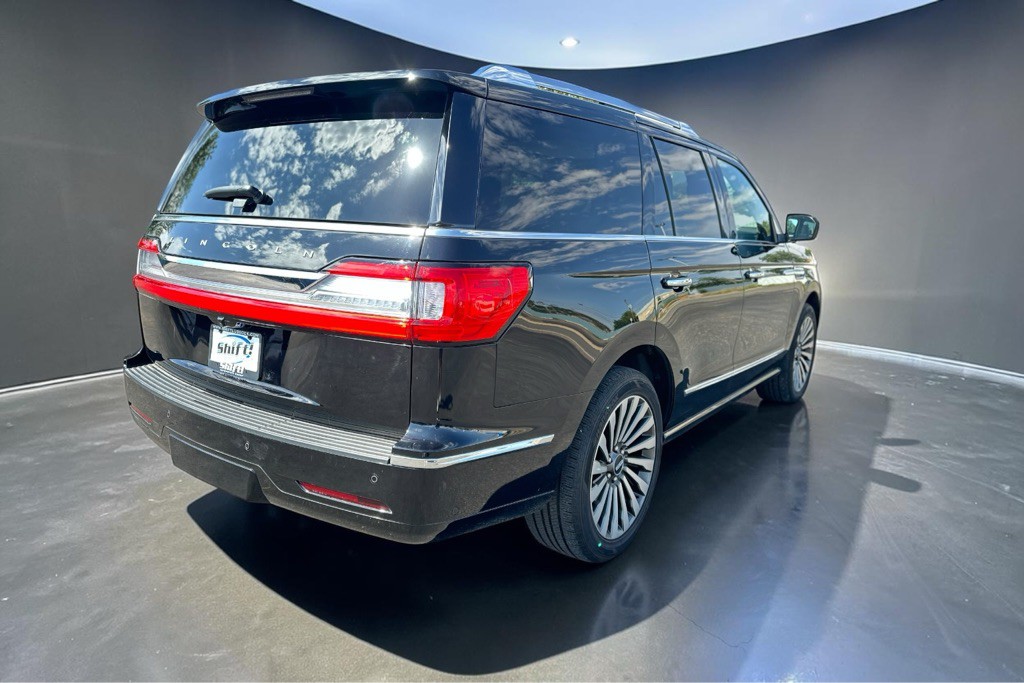 2019 Lincoln Navigator Image 9