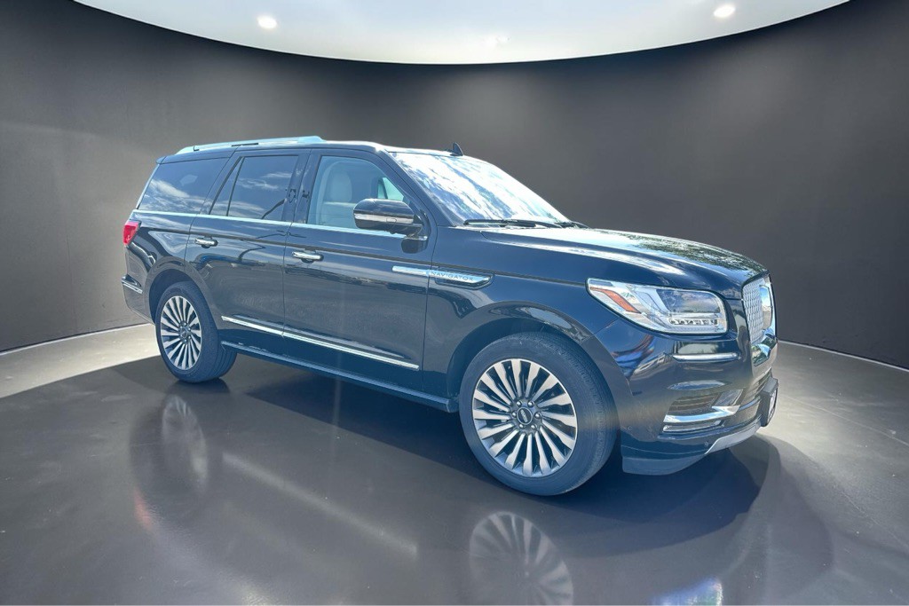 2019 Lincoln Navigator Image 12