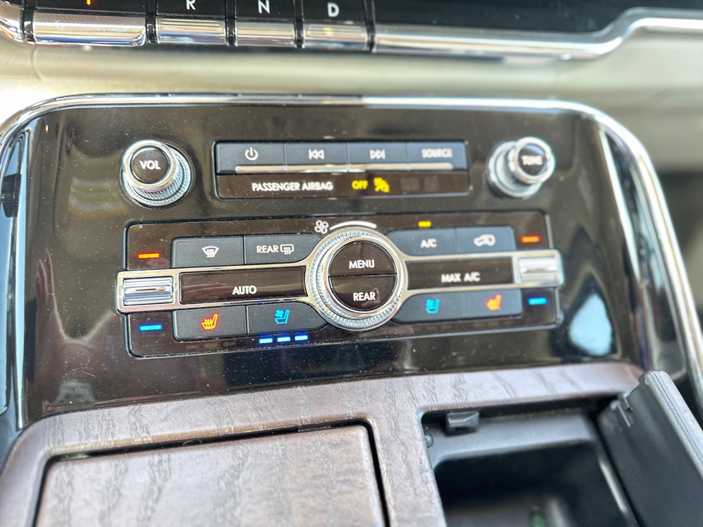 2019 Lincoln Navigator Image 23