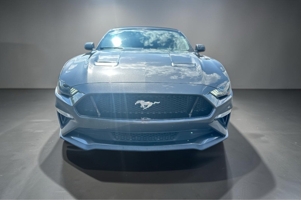 2018 Ford Mustang Image 2