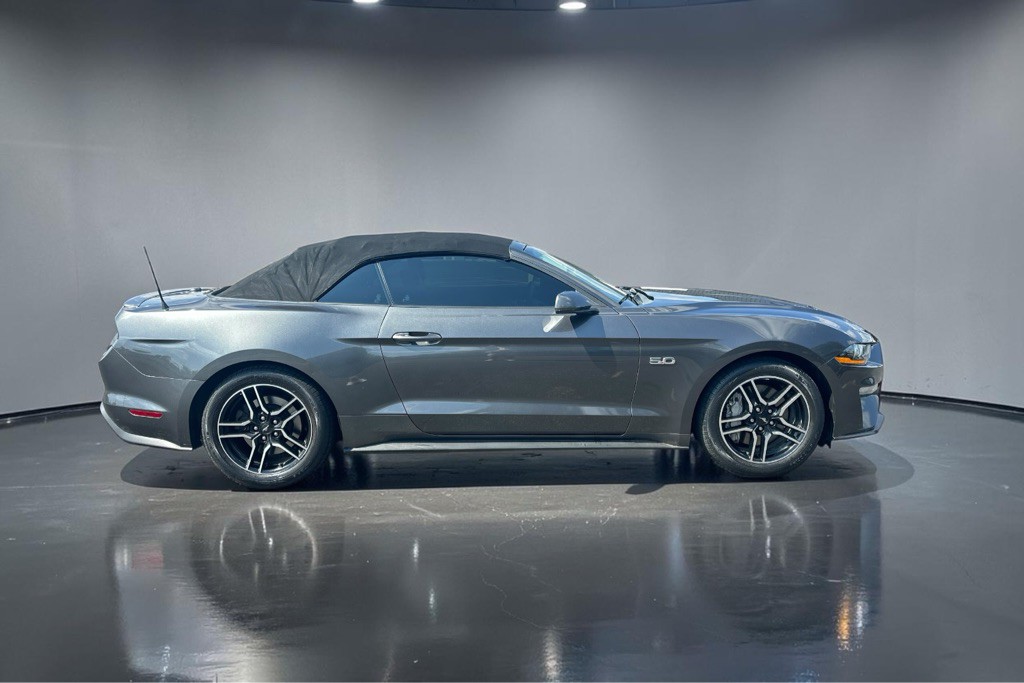 2018 Ford Mustang Image 11