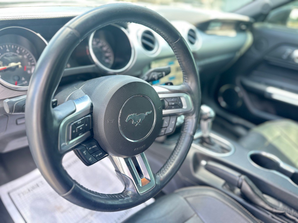 2018 Ford Mustang Image 23