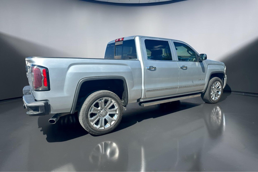 2018 GMC Sierra Image 9