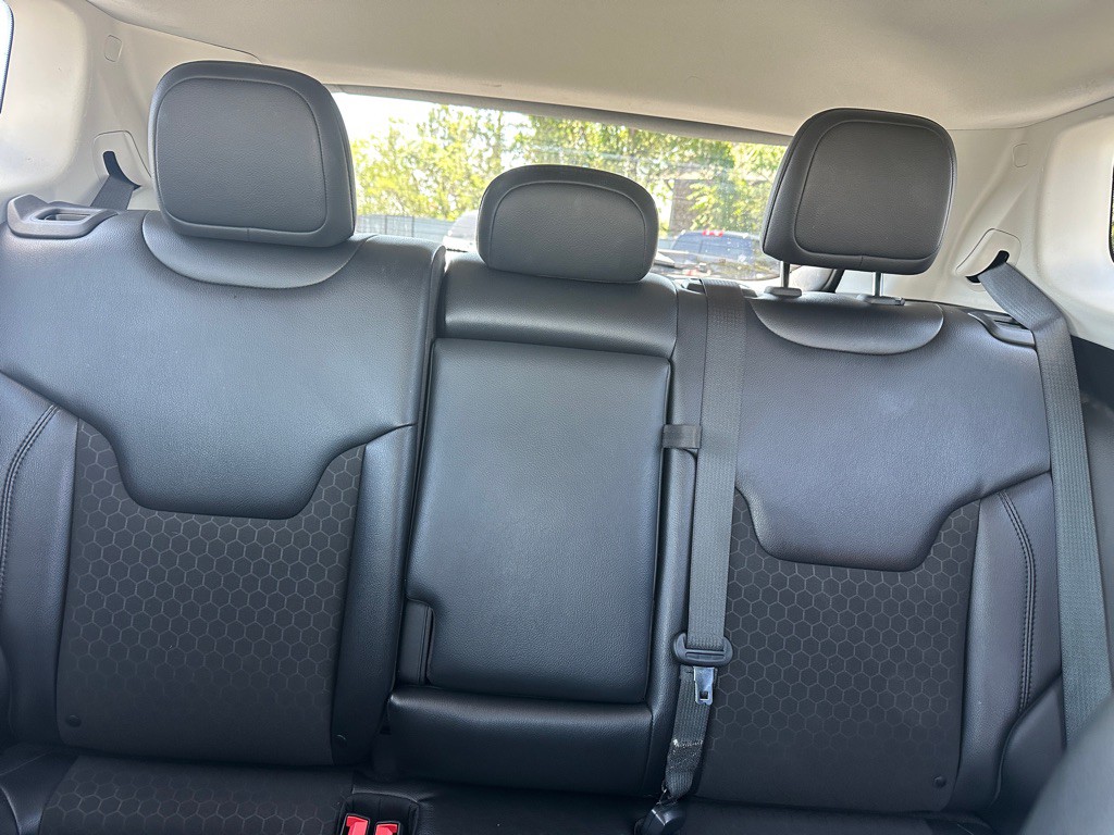 2021 Jeep Compass Image 27