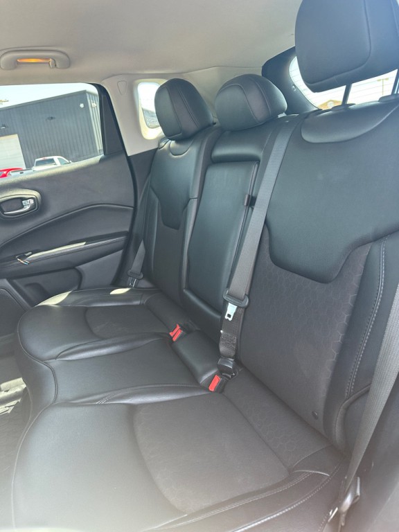 2021 Jeep Compass Image 28