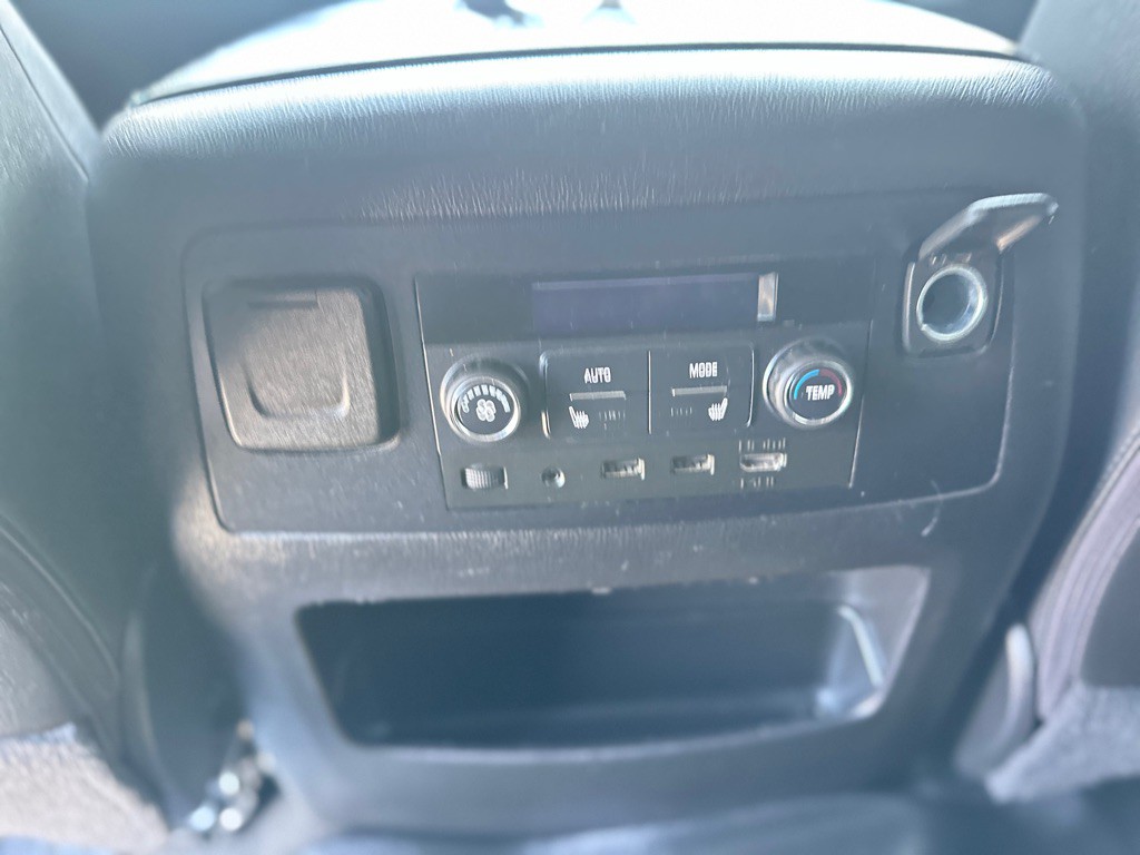 2019 GMC Yukon Image 30