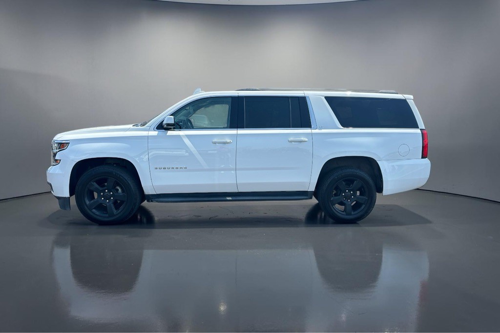2019 Chevrolet Suburban Image 5