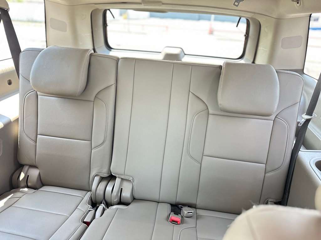 2019 Chevrolet Suburban Image 32