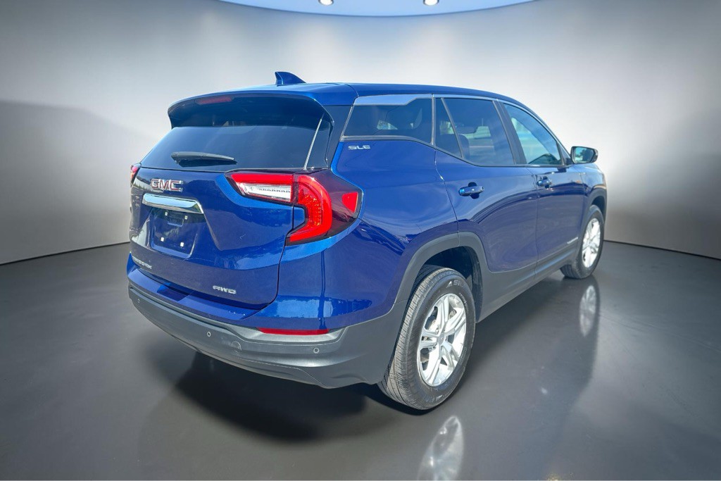 2023 GMC Terrain Image 7
