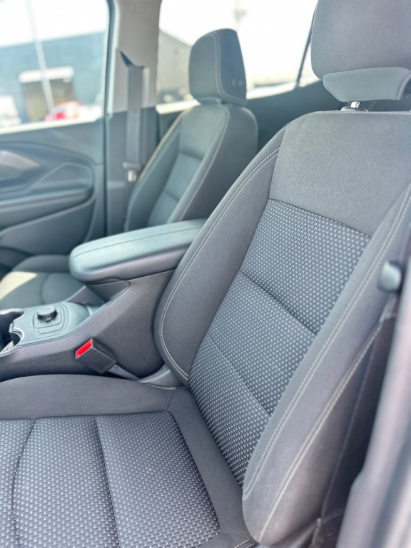 2023 GMC Terrain Image 17